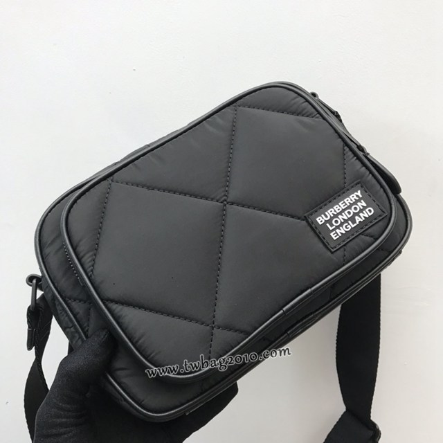 Burberry專門店新款繡花相機包 巴寶莉菱形絎縫脂棉質斜挎小包 yxb1230